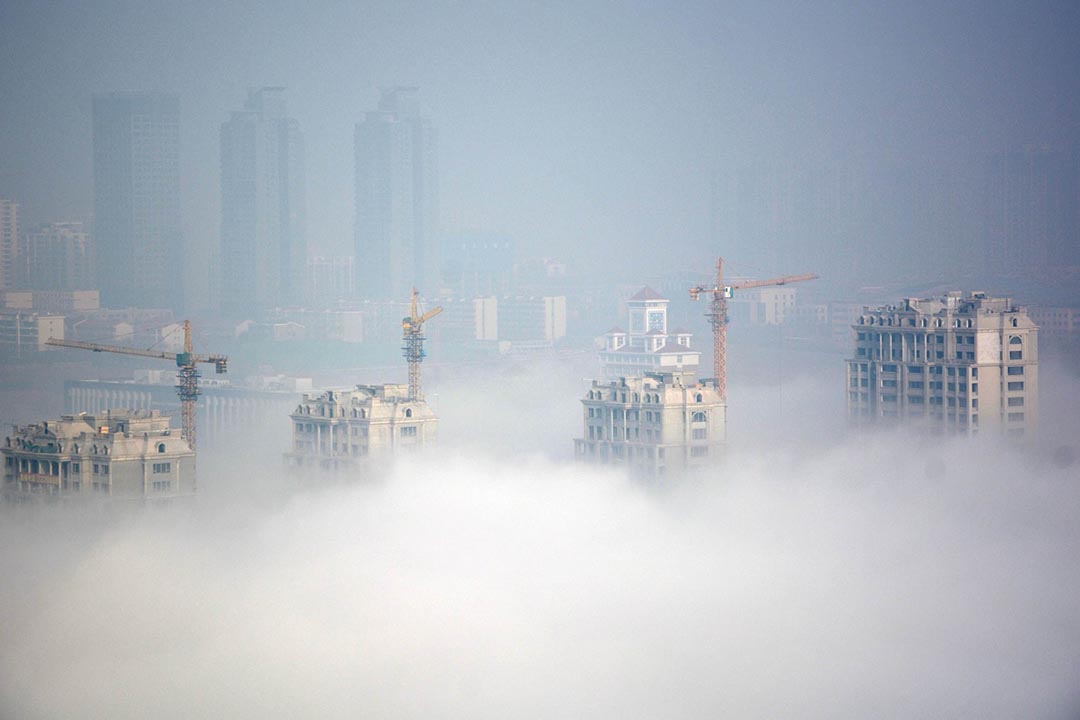 山東省日照市建築中的樓宇。攝：Stringer/REUTERS