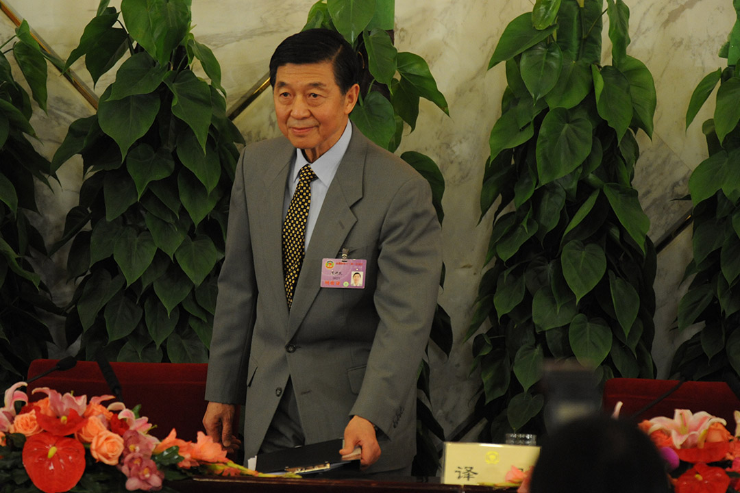 吳建民。