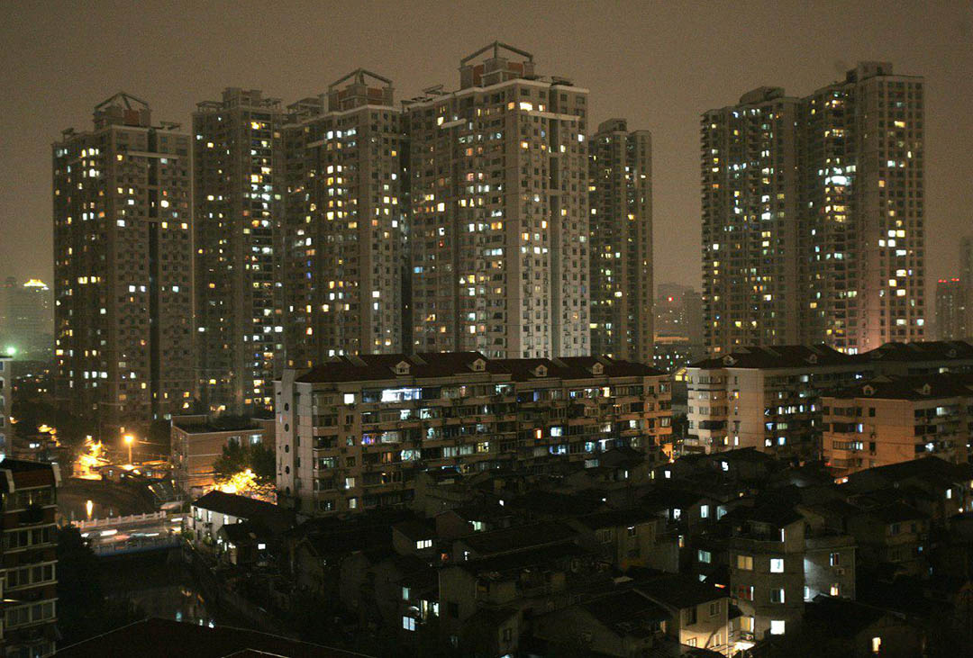 中國上海瑞虹新城夜景。