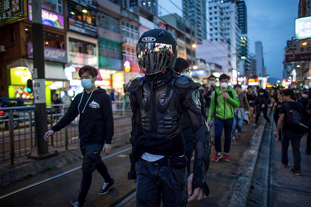 2015年3月1日,有不少人在元朗遊行,抗議水貨客嚴重影響日常生活。