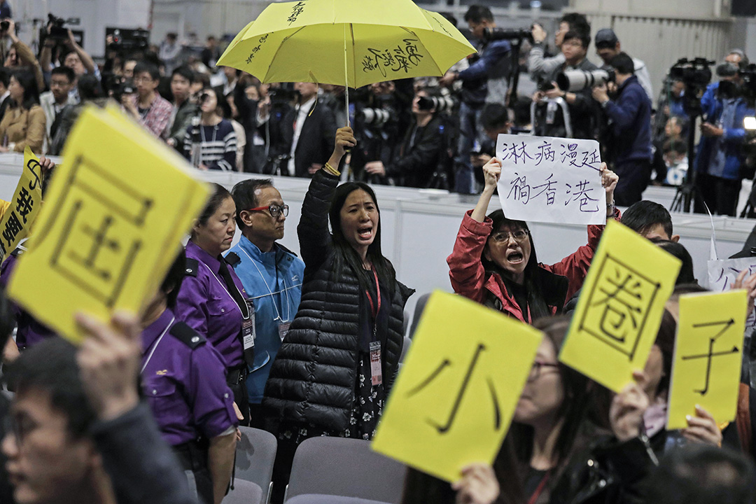 這次民主陣營在特首選舉中的失語,反映的正是若我們無法提出一套新的願景與格局,將完全無法有效參與及影響高層政治,而且是連論述層面都影響不了。