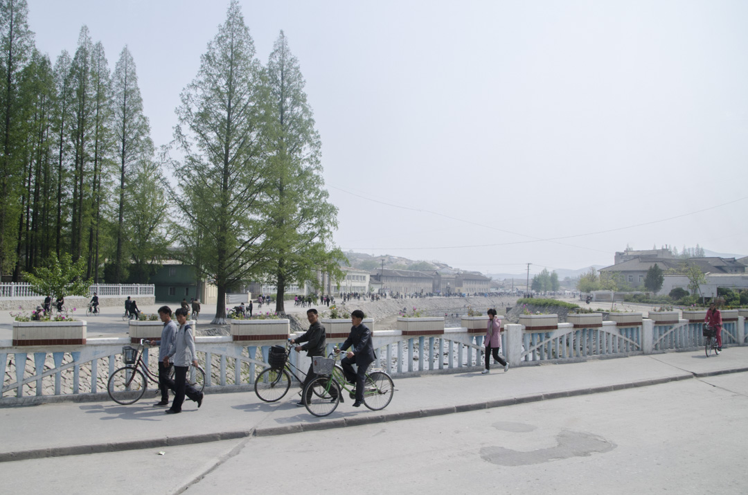 北韓旅行團所拍攝的當地人的生活情況。