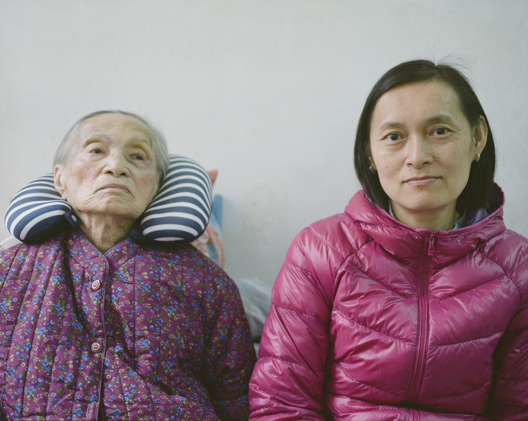 跟蹤拍攝了88歲的黃月蘭和她的女兒許愛玉兩個半月後,我漸漸發現,原來婆婆在安靜的表面下,一切都看得清。