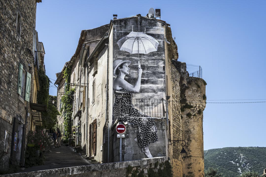 《眼睛相旅行》(Faces Places)剧照。