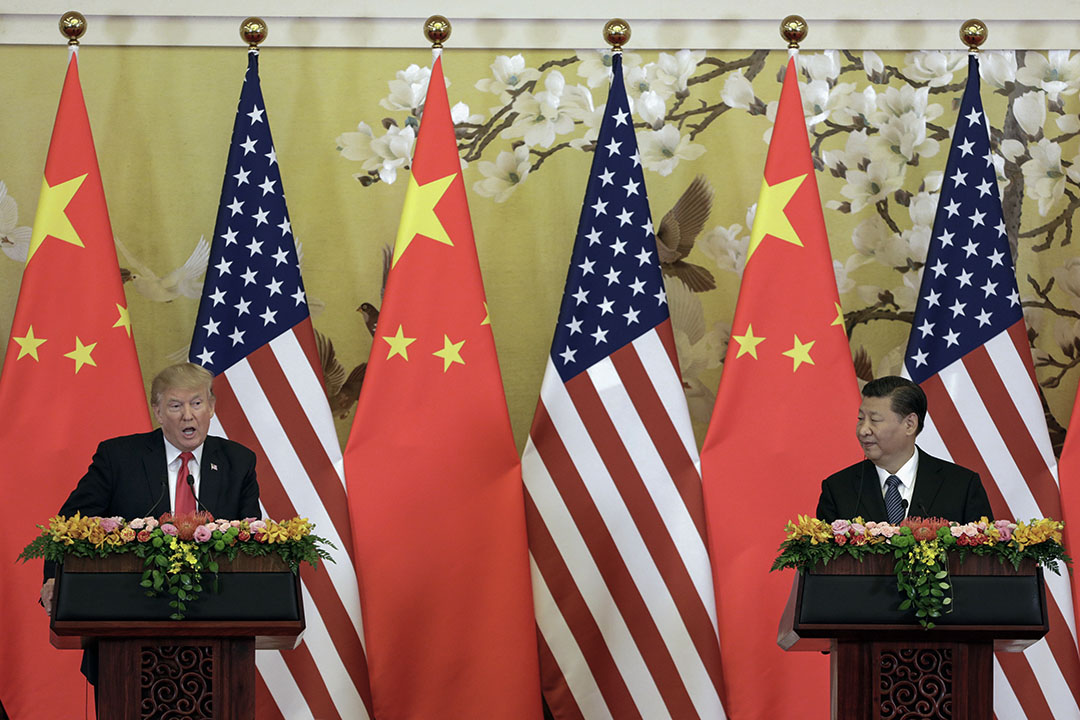 贸易战哪一边最后会率先让步?我没有把握回答,只想指出过去三个月来美股升了半成,内地股大跌接近一成。