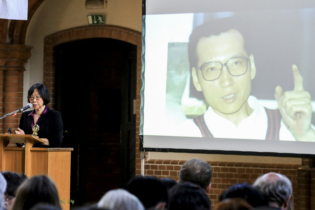 独立中文笔会会长、追思会组织者之一廖天琪在致词上赞扬刘晓波一生只有爱,没有恨。