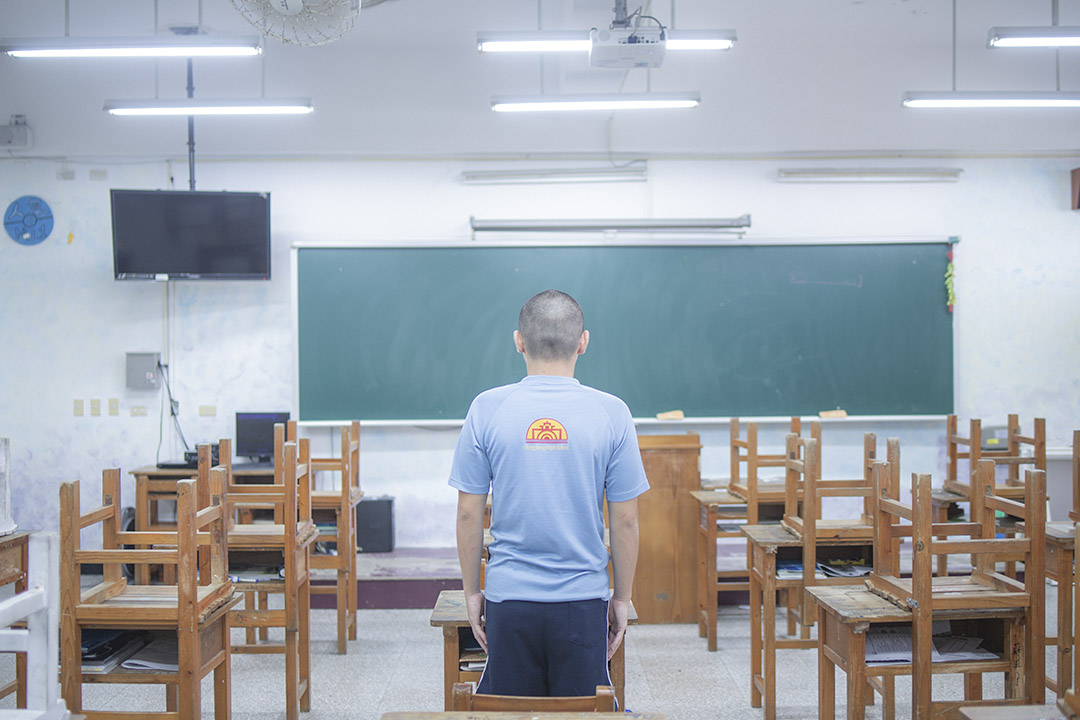 剛滿20歲的阿凱是班長,人緣極好,講話有條理,臉上總是帶著笑容。