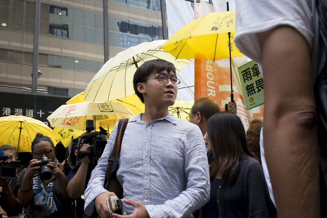 2017年9月19日,張秀賢等九人被控於佔中期間的公眾妨擾案件,在灣仔區域法院進行答辯。