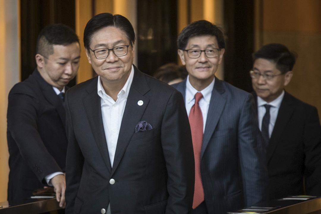 2018年6月21日，港鐵召開董事局特別會議討論沙中線工程事件後，主席馬時亨及行政總裁梁國權會見傳媒。