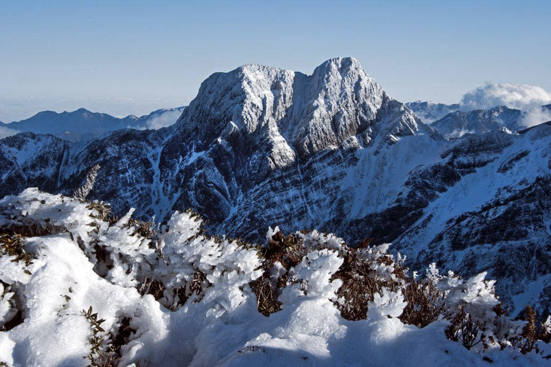  玉山東峰。