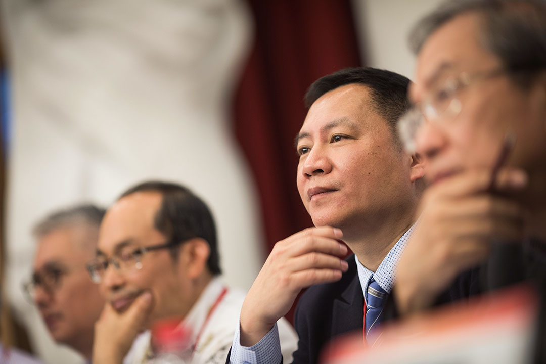 2019年5月19日，八九民運領袖王丹參加華人民主書院與支聯會舉行「六四事件30周年中國民主運動的價值更新與路徑探索研討會」。