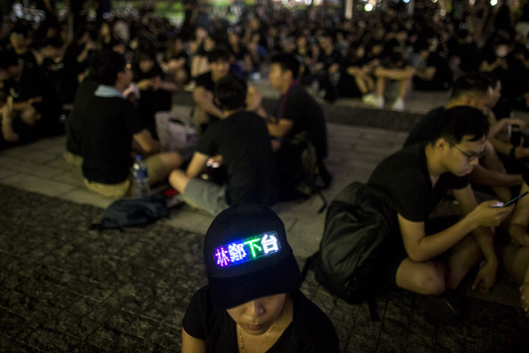 2019年6月16日,香港民陣發起第四次反對《逃犯條例》修訂大遊行,當中不少標語都是要求特首林鄭月娥下台 。