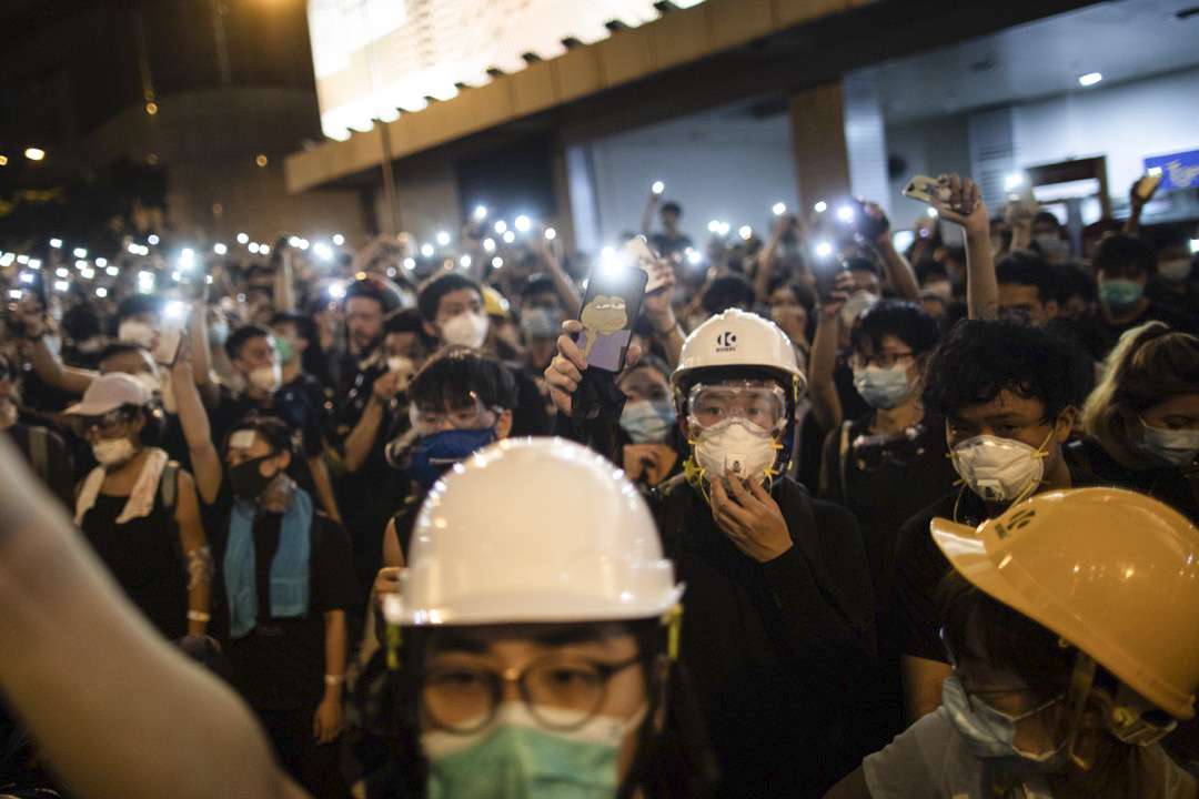 2019年6月21日,示威者首次包圍警察總部,觀乎當晚截至9點幾的連登熱門帖文,已預料他們不會發起大型衝擊。