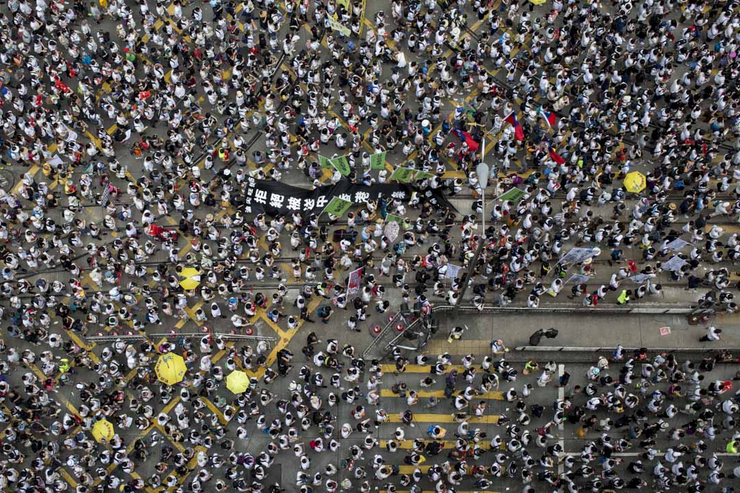2019年6月9日,民阵发起反对《逃犯条例》修订大游行,民阵宣布有103万人参与。