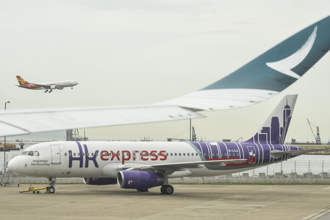 2019年3月27日,国泰航空正式宣布以49.3亿的价格收购海航集团旗下的廉价航空公司香港快运(HK Express)。