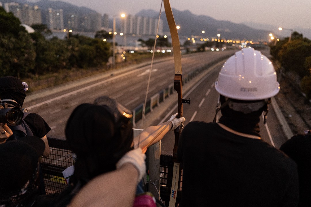 2019年11月13日,示威者繼續留守香港中文大學。