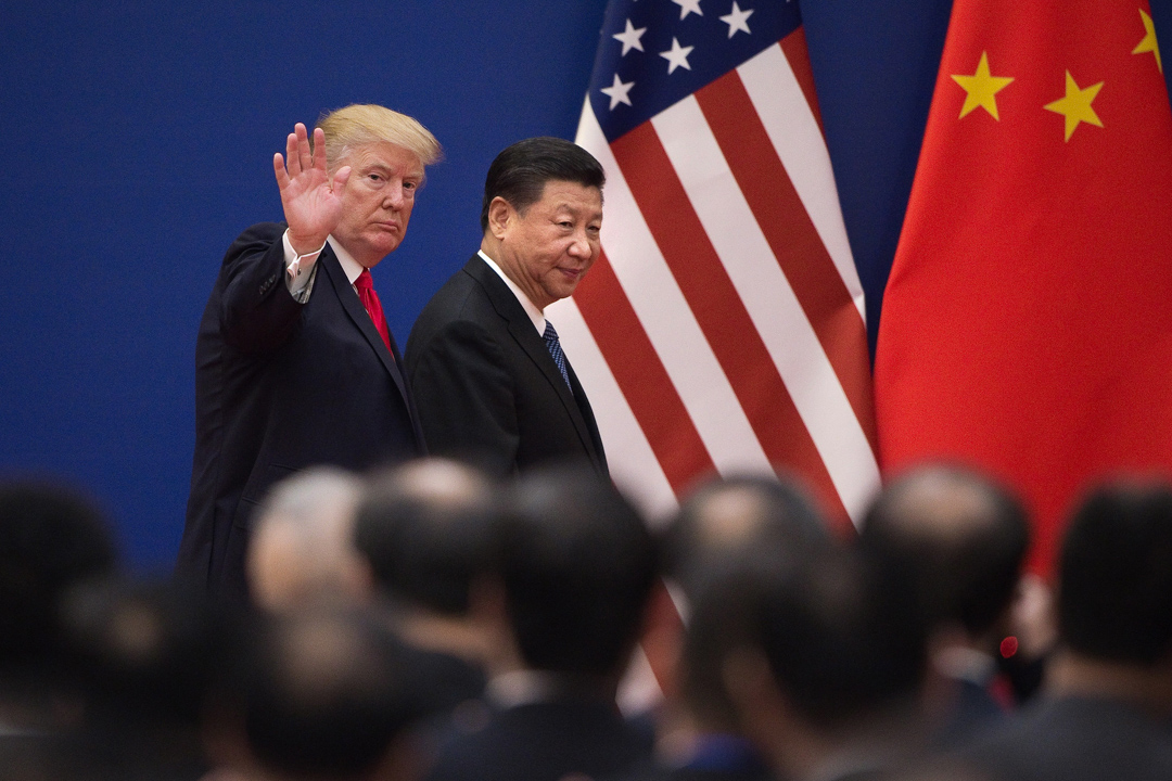 2017年11月9日,美国总统特朗普于北京与习近平会面。