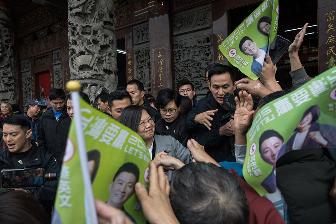 2019年12月31日,蔡英文到新竹宫庙参拜。
