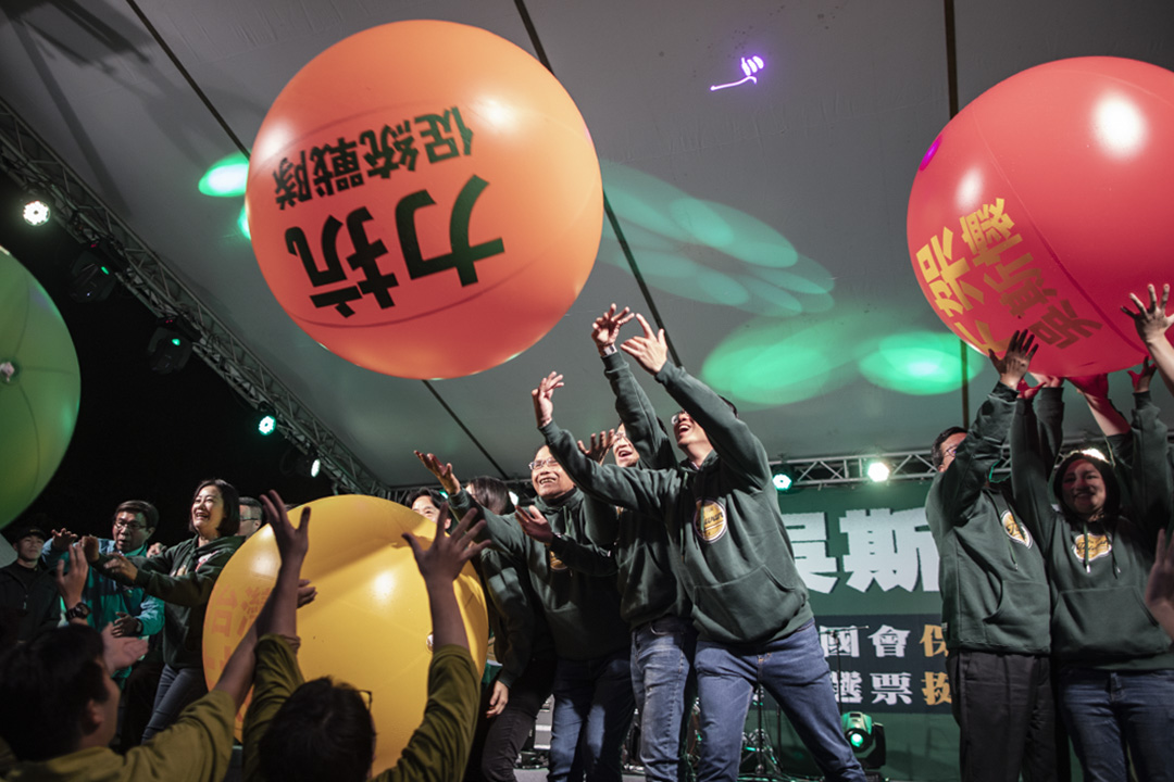 2019年12月29日台北，民進黨舉行「下架吳斯懷之夜」。