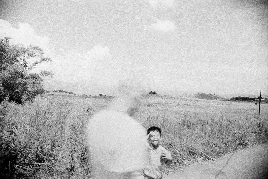 小孩与残影,观音山 (1973-1974) 。
