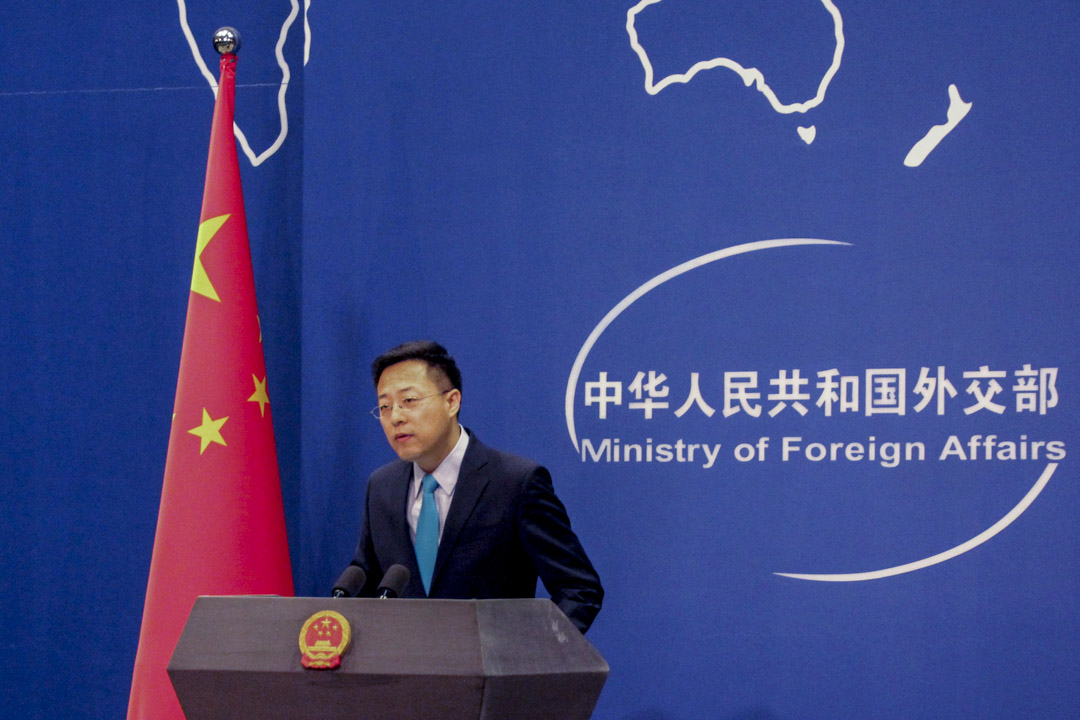 2020年2月24日,刚调任中国外交部发言人的赵立坚,首次主持例行记者会。