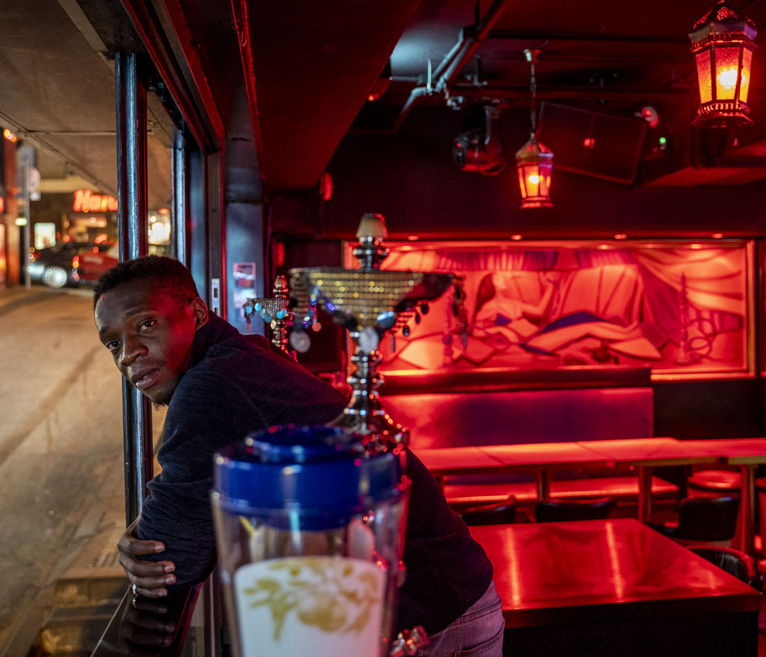 中環蘭桂芳Sidewalk Bar 的Joseph。
