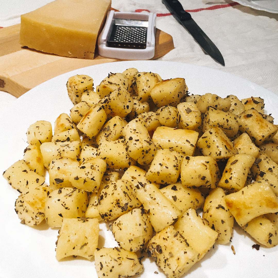 gnocchi（意大利馬鈴薯團子）。