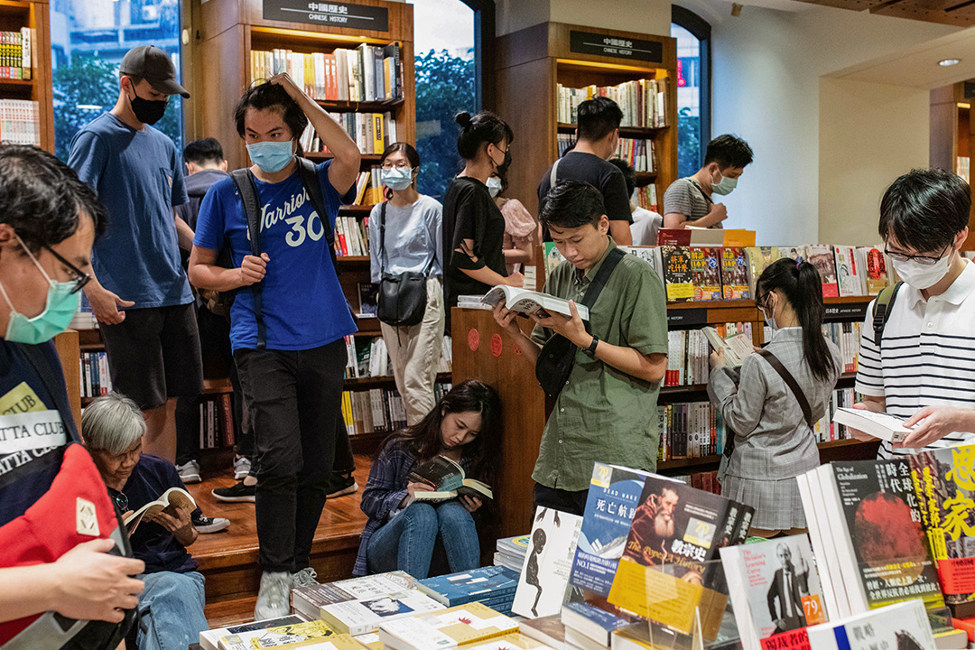 2020年5月30日敦南誠品,不少市民於結業前前來看書。