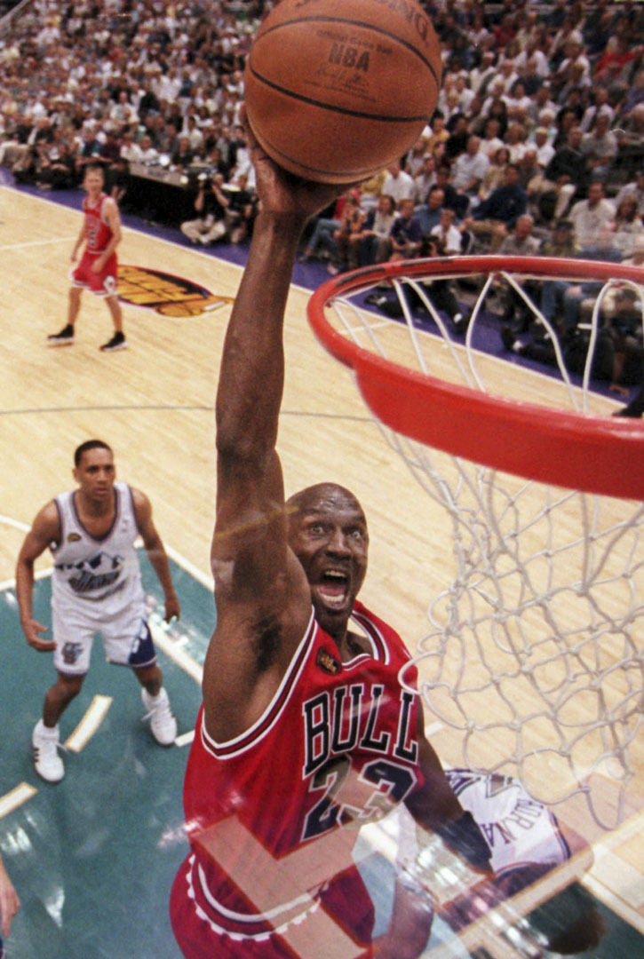 1998年6月5日,NBA總決賽,Michael Jordan帶領芝加哥公牛迎戰猶他爵士。