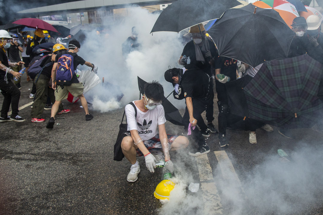 2019年6月12日,警方進行金鐘夏慤道的清場行動。