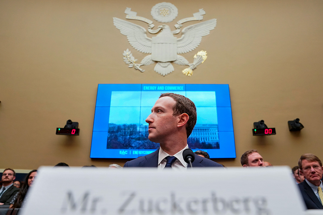 2018年4月11日华盛顿国会山,马克·扎克伯格((Mark Zuckerberg)在众议院能源和商务听证会上作证。