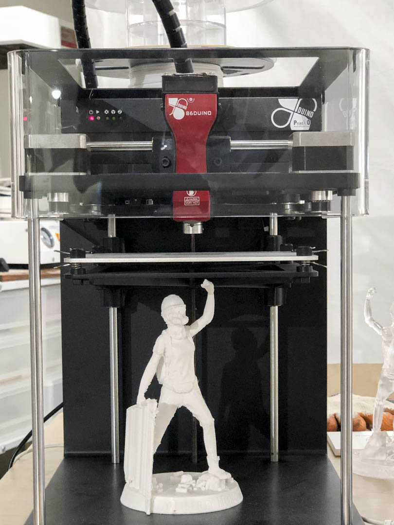 《我哋仲未__展》中展示的3D打印机。