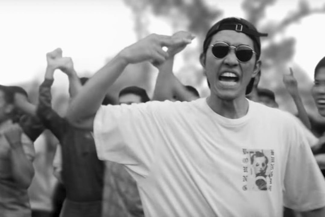 年青饶舌组合Rap against Dictatorship的批评威权政府歌曲“我的国家有甚么”(Prathet Ku Mee)。