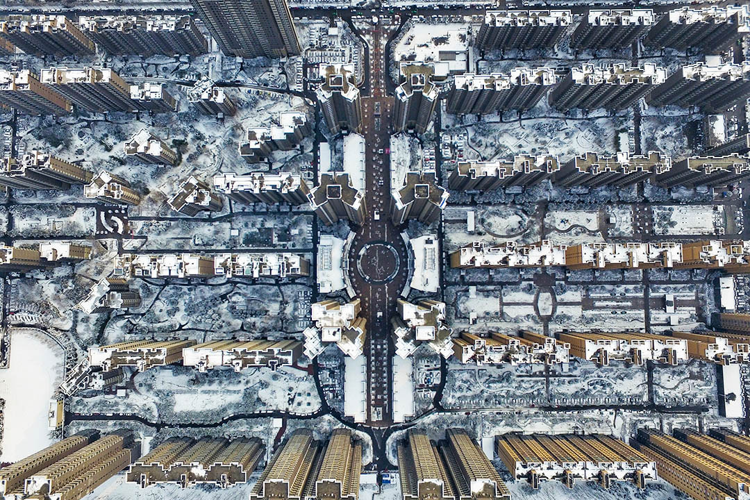2016年1月31日西安,積雪的大廈鳥瞰圖。