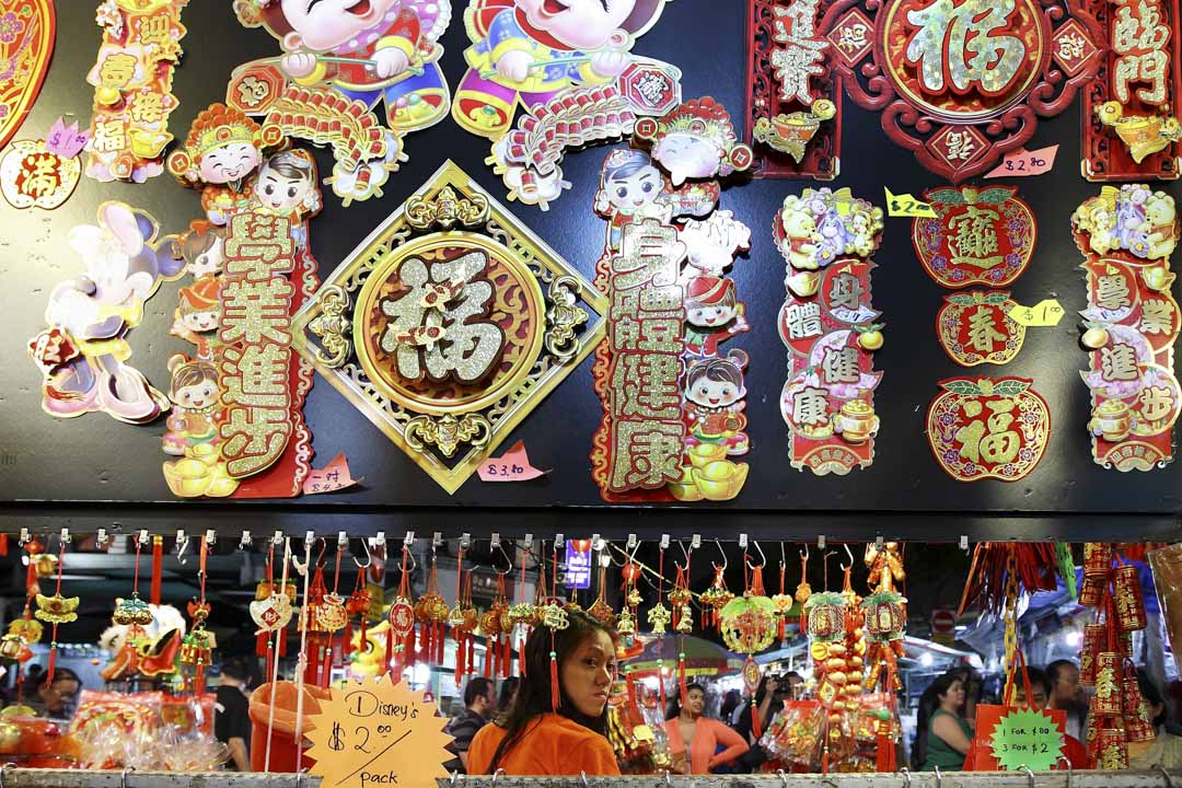 2013年2月4日,新加坡唐人街一个摊位。