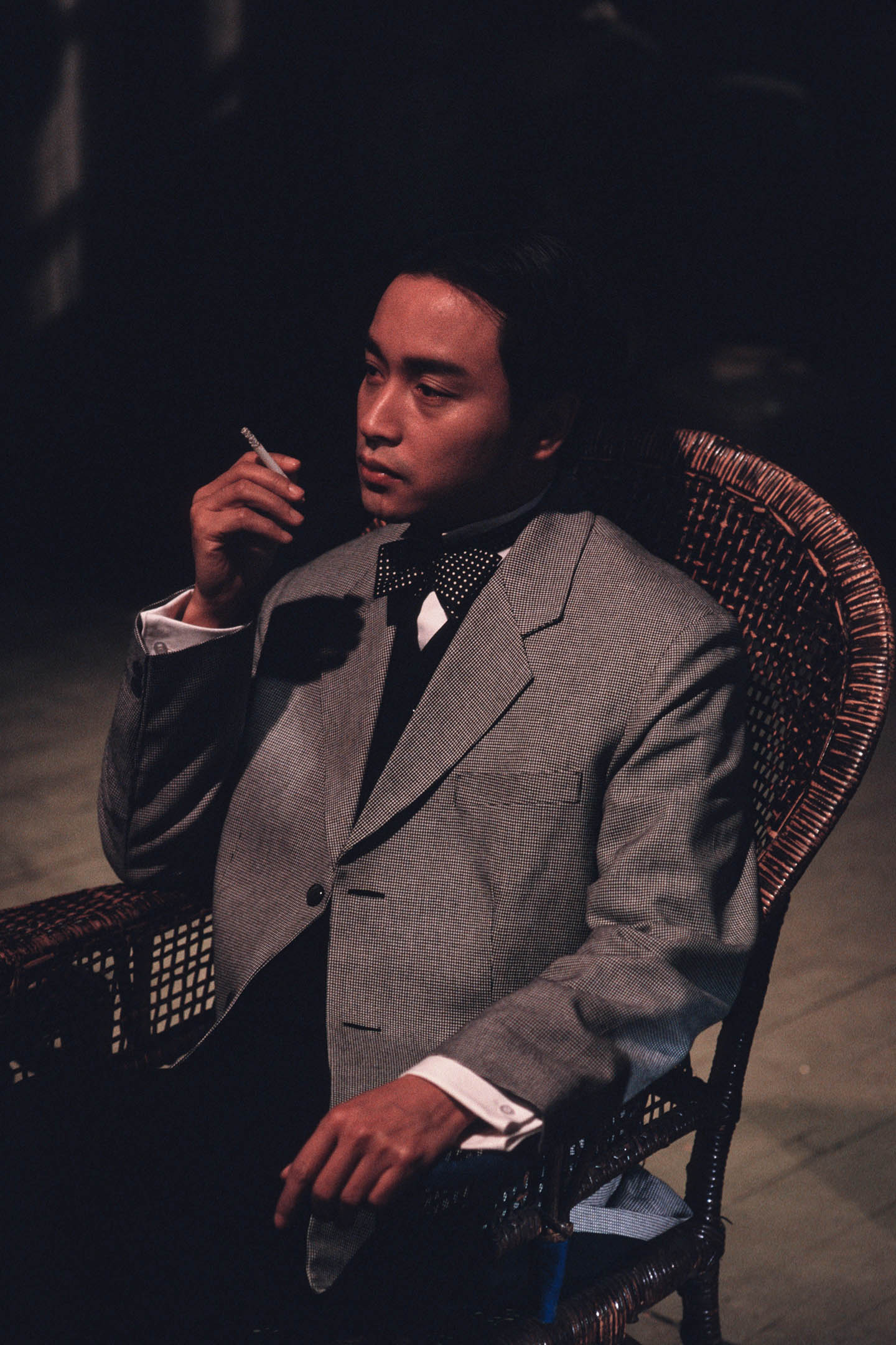 1995年10月1日中國上海,演員張國榮在上海電影製片廠拍攝。