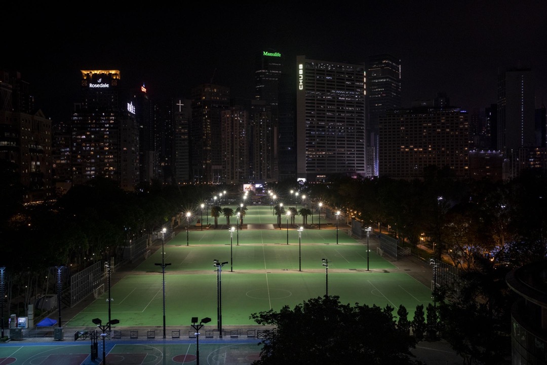 2021年6月4日,香港維多利亞公園。支聯會早前申請在維園舉辦六四悼念集會遭警方反對,警方今天調動7000警力在全港高調戒備。