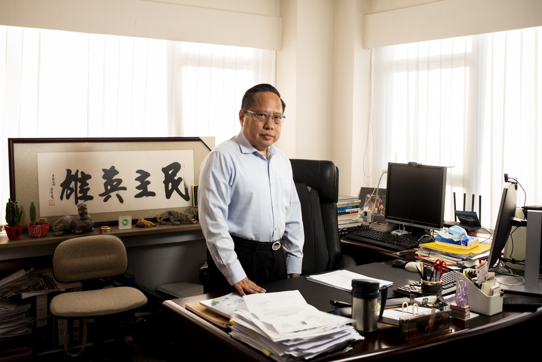 支聯會副主席何俊仁。