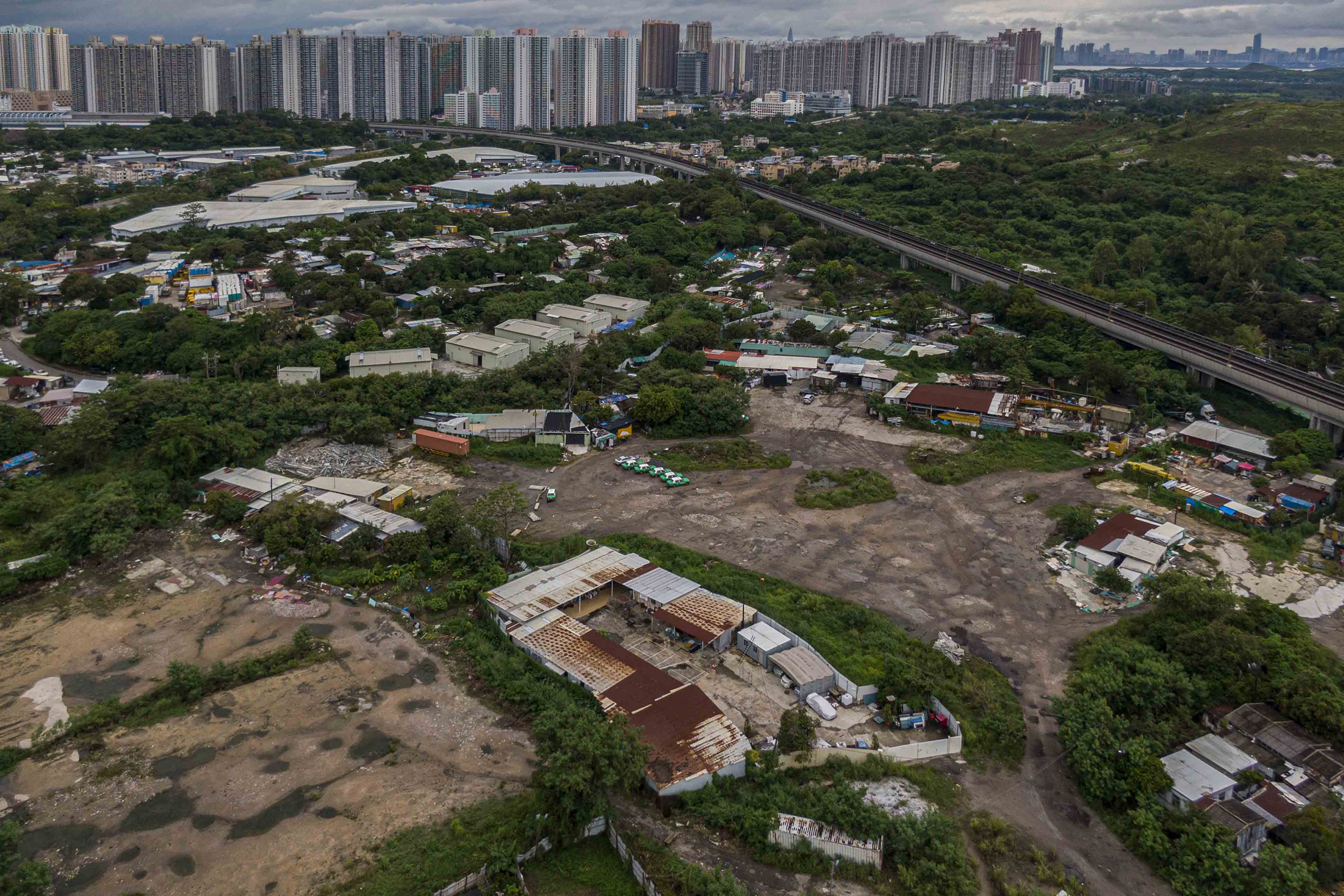 屏山北庸園路棕地。