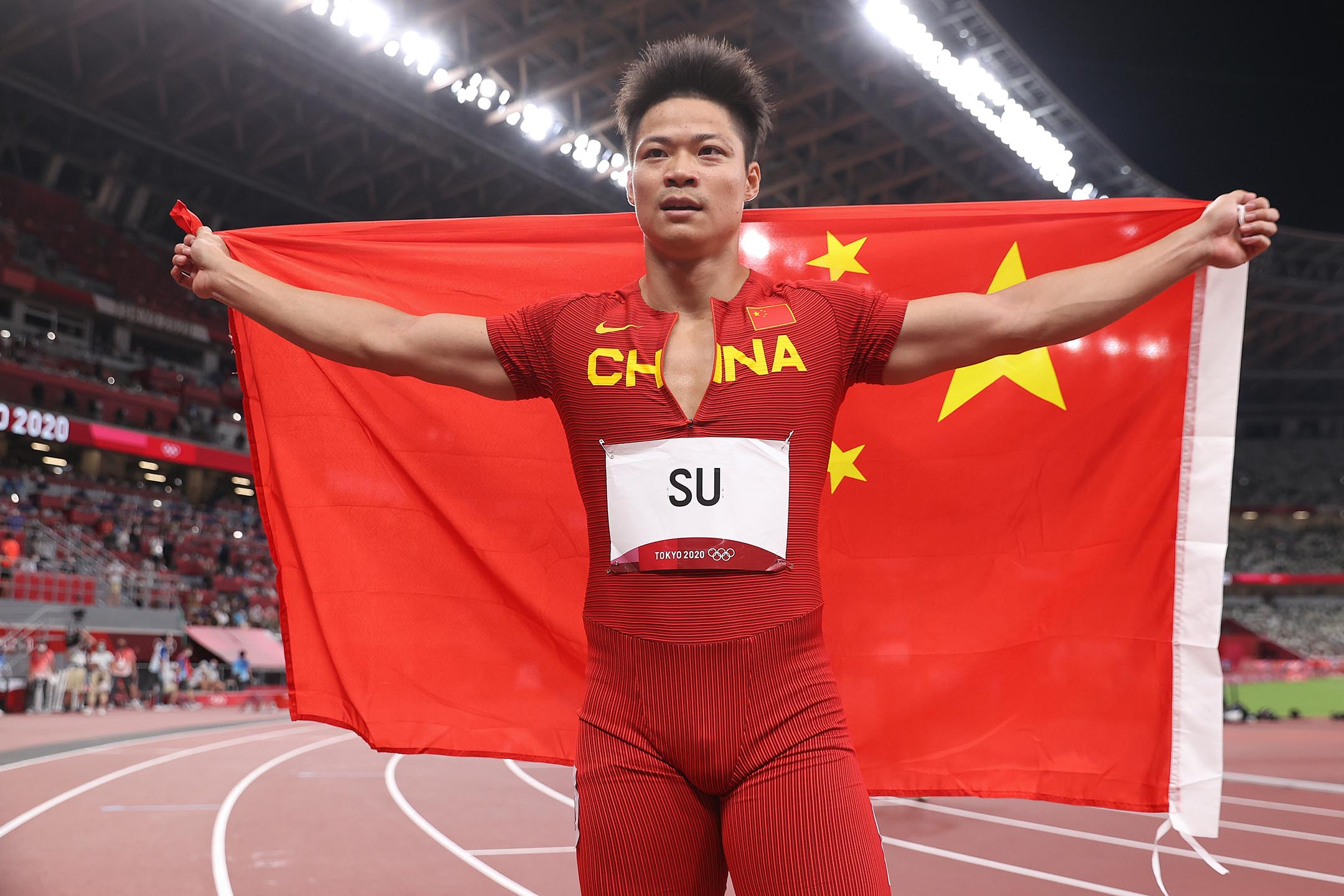 2021年8月1日日本东京,中国队的苏炳添在日本东京奥林匹克体育场100米决赛后。