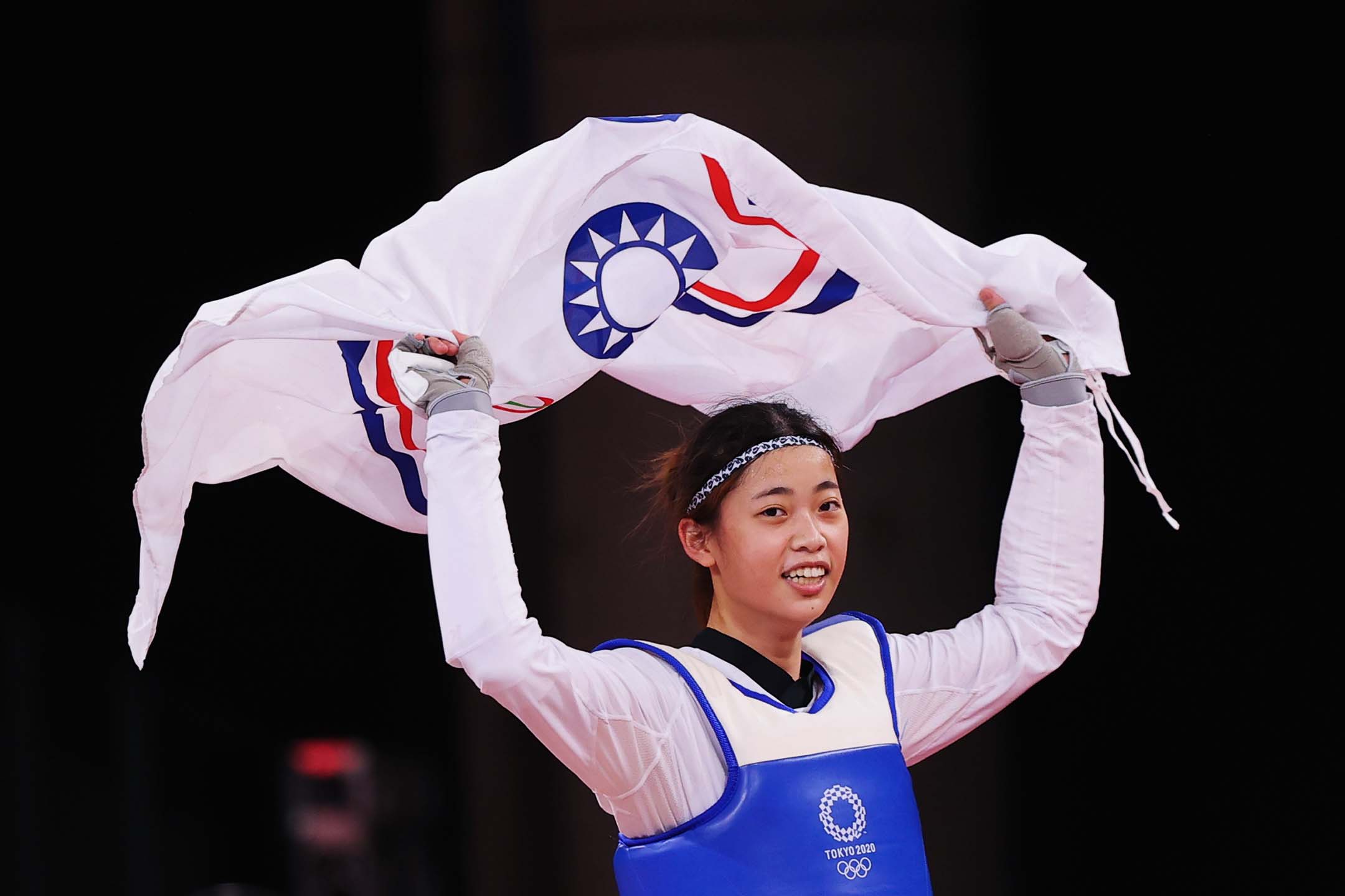 2021年7月25日东京奥运会,台湾的罗嘉翎拿下东京奥运跆拳道女子57公斤级铜牌。