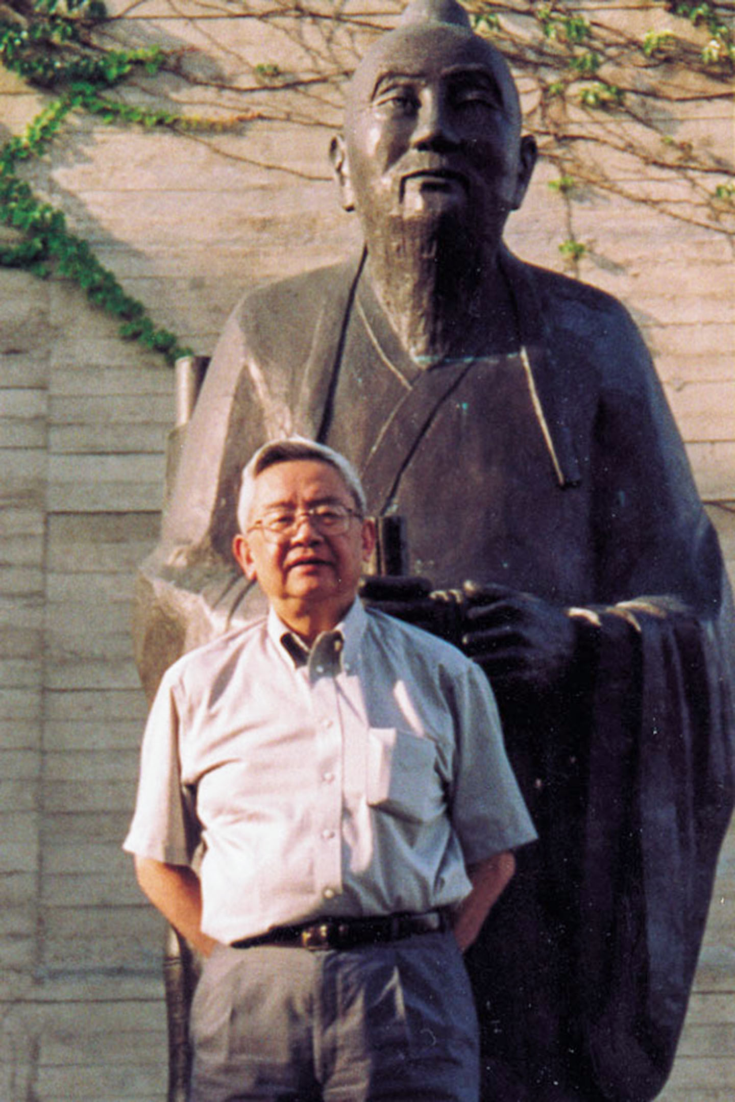 著名歷史學家余英時先生。