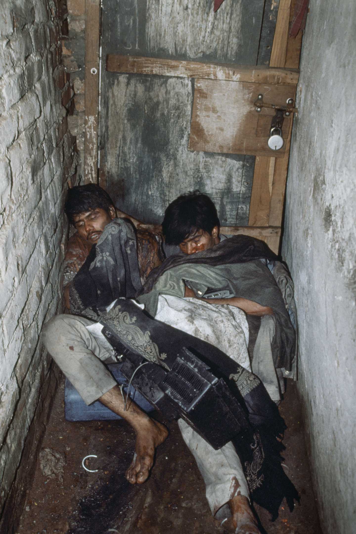 1992年12月12日印度西兰普尔 ,两名穆斯林男子被印度教徒袭击。