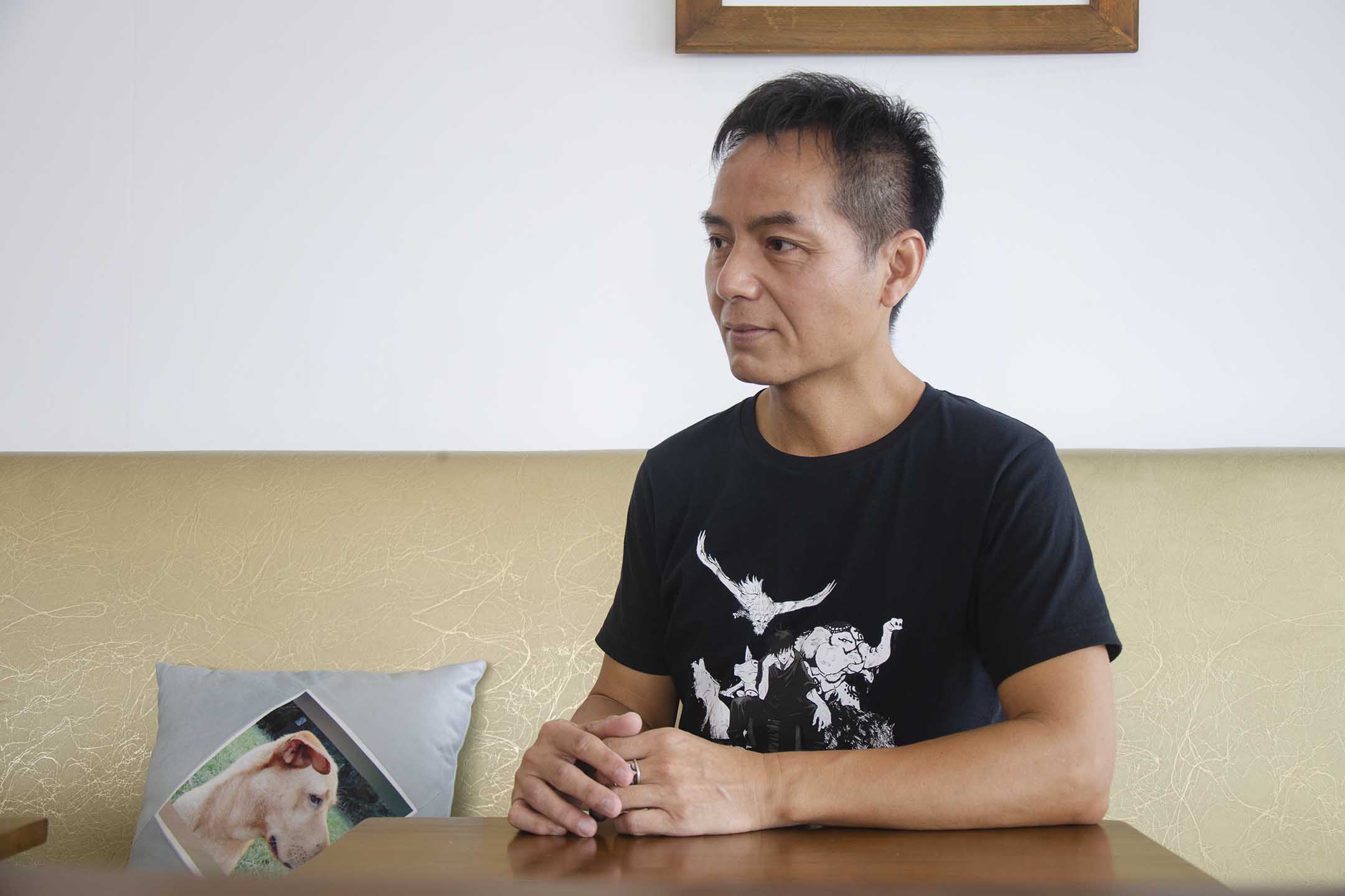 為《斯卡羅》擔任劇組顧問的斯卡羅後裔龔山水。