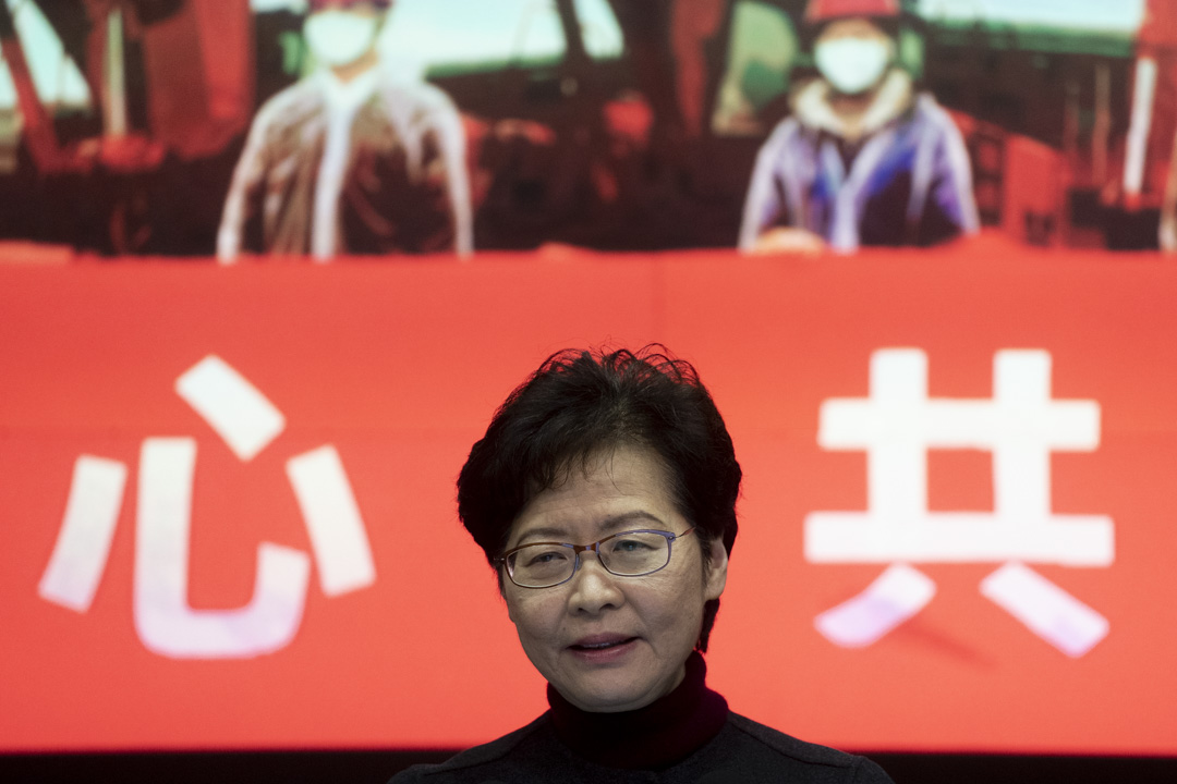 2022年2月22日,特首林鄭月娥公布下月推行具有法律效力的全民強檢。