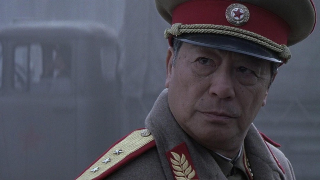 曾江在《007:谁与争锋》(2002)中饰演北韩军官文将军一角。