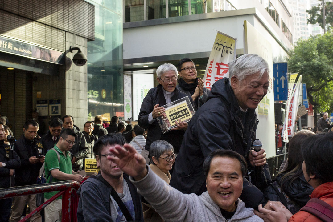2019年1月1日,元旦大遊行期間,民主派人士為「守護公義基金」在街頭募捐。