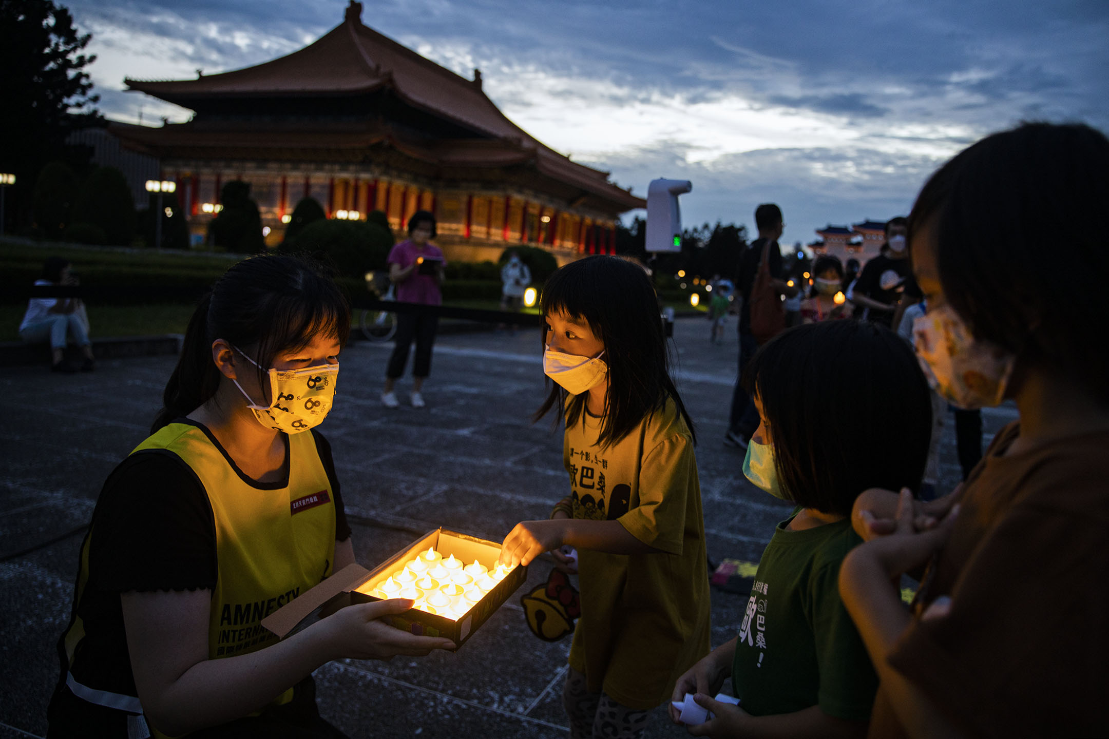 2022年6月4日,台北中正纪念堂,六四三十三周年悼念晚会。摄:陈焯𪸩/端传媒