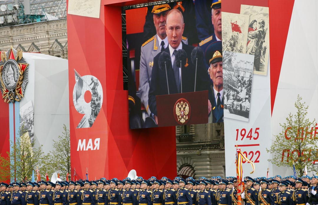 2022年5月9日,俄罗斯总统普京在莫斯科红场举行的胜利日阅兵式上讲话时。