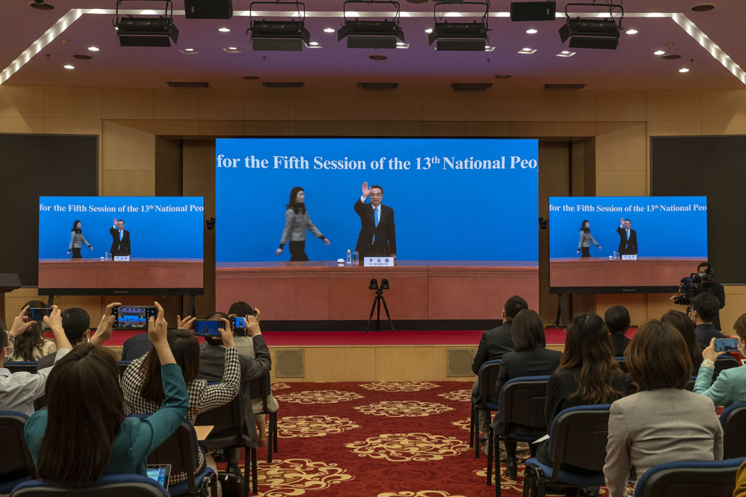 2022年3月11日,国务院总理李克强出席两会结束后的年度新闻发布会。